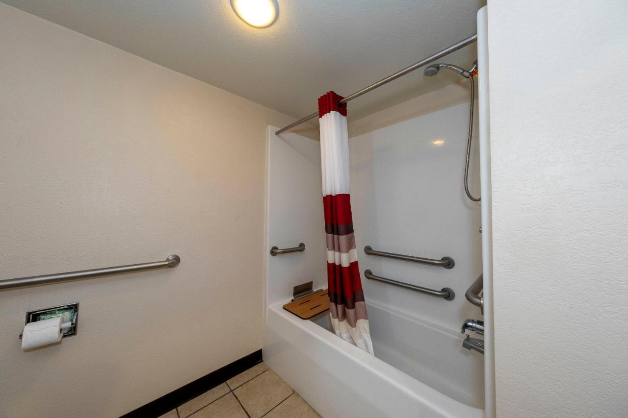 Red Roof Inn & Suites Biloxi - Ocean Springs Eksteriør bilde