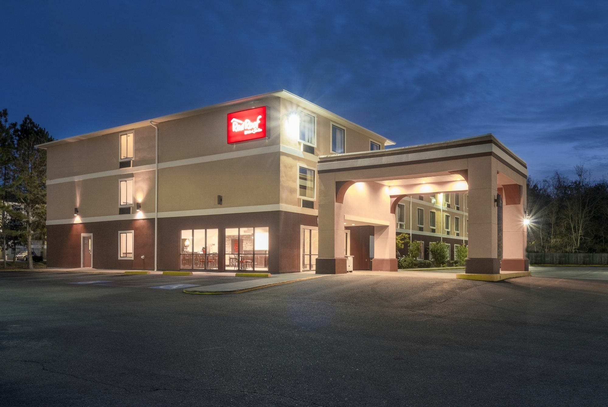 Red Roof Inn & Suites Biloxi - Ocean Springs Eksteriør bilde