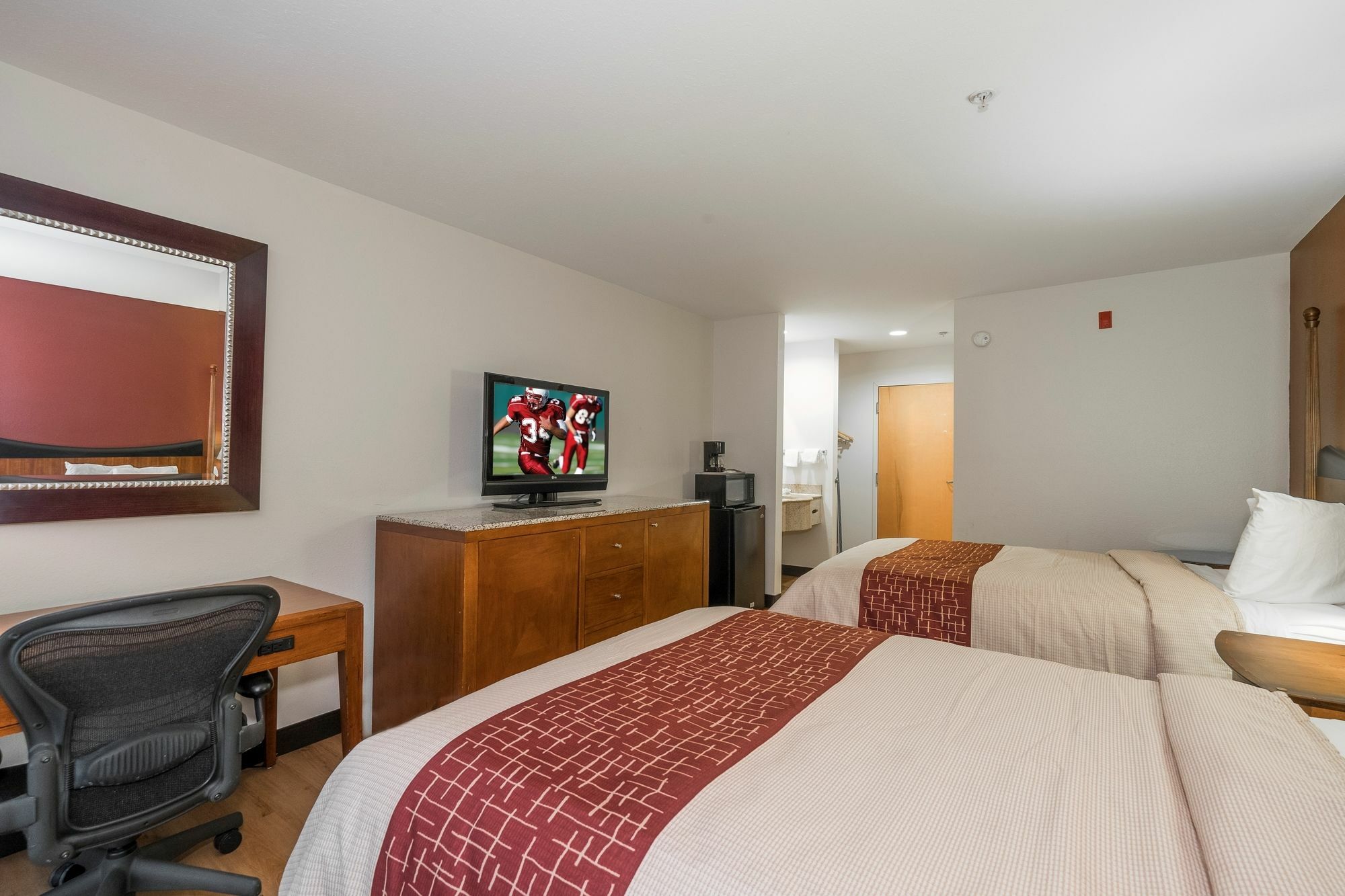 Red Roof Inn & Suites Biloxi - Ocean Springs Eksteriør bilde