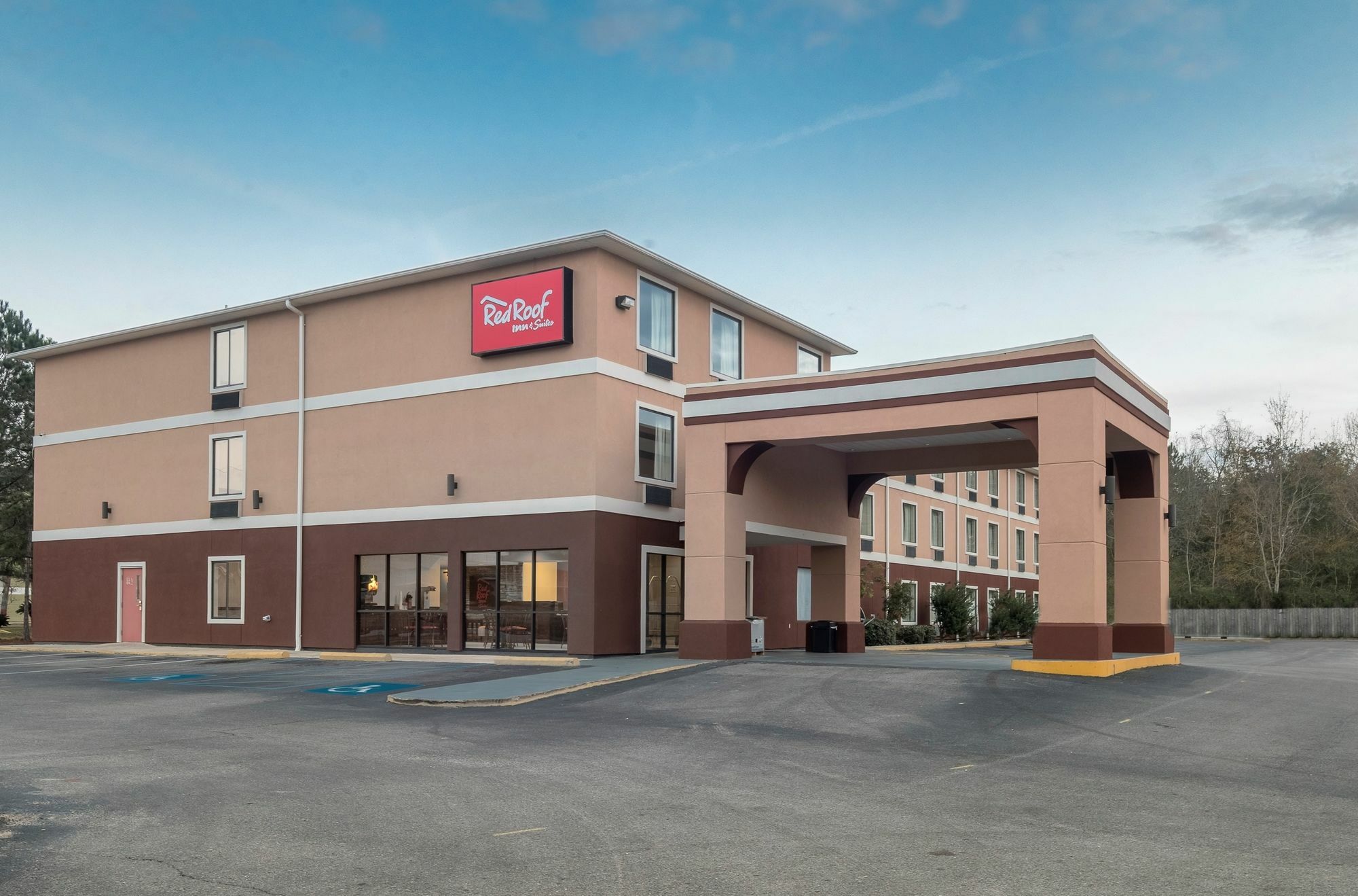 Red Roof Inn & Suites Biloxi - Ocean Springs Eksteriør bilde